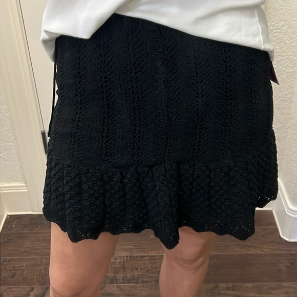 NEW Zara crochet black mini skirt Small - Picture 1 of 3